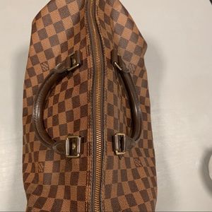 AUTHENTIC Louis Vuitton Damier Speedy